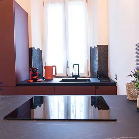 - 3 Min Walk From - New Flat For 6 Guests