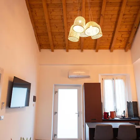 - 3 Min Walk From - New Flat For 6 Guests