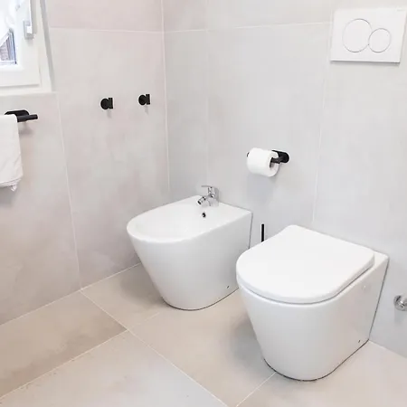 アパート - 3 Min Walk From - New Flat For 6 Guests アッバディーア・ラリアーナ