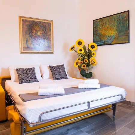 - 3 Min Walk From - New Flat For 6 Guests Abbadia Lariana