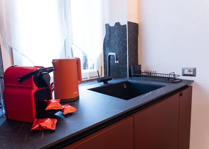 - 3 Min Walk From - New Flat For 6 Guests شقة اباديا لاريانا