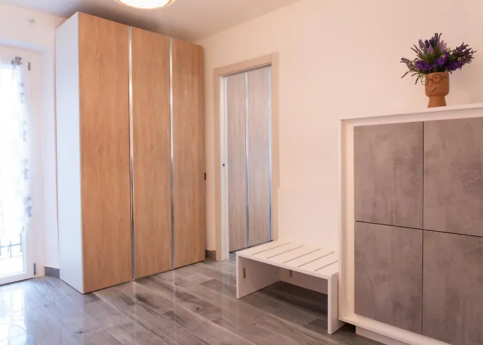 شقة - 3 Min Walk From - New Flat For 6 Guests *